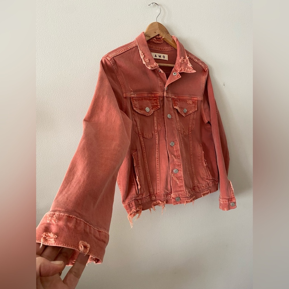 NWOT Womens Amo Pop Canyon Rose Snap Button Distressed Denim Jacket size L - Picture 3 of 16